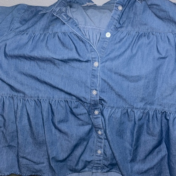 Time and Tru Tops - Time and Tru women’s denim style blouse sz large